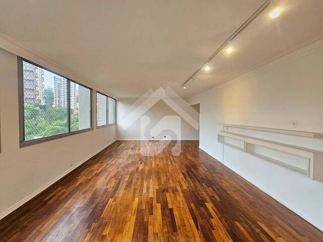 #8868 - Apartamento para Venda em São Paulo - SP - 2