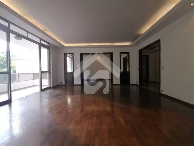 #8590 - Apartamento para Venda em São Paulo - SP