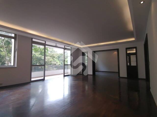 #8590 - Apartamento para Venda em São Paulo - SP