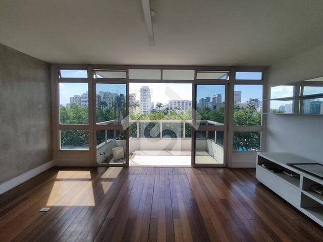 #8692 - Apartamento para Venda em São Paulo - SP