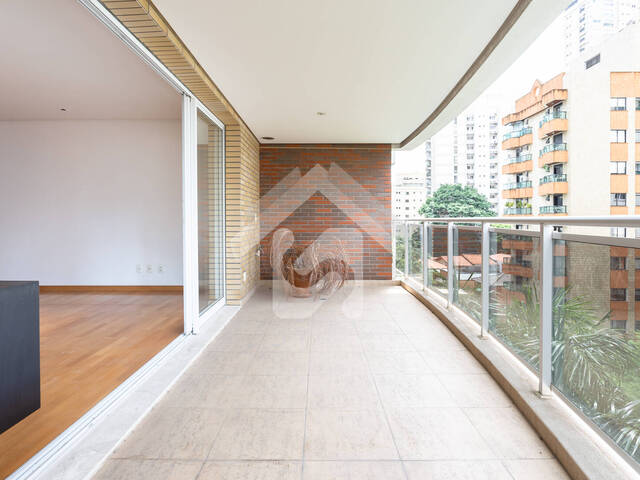 #8768 - Apartamento para Venda em São Paulo - SP