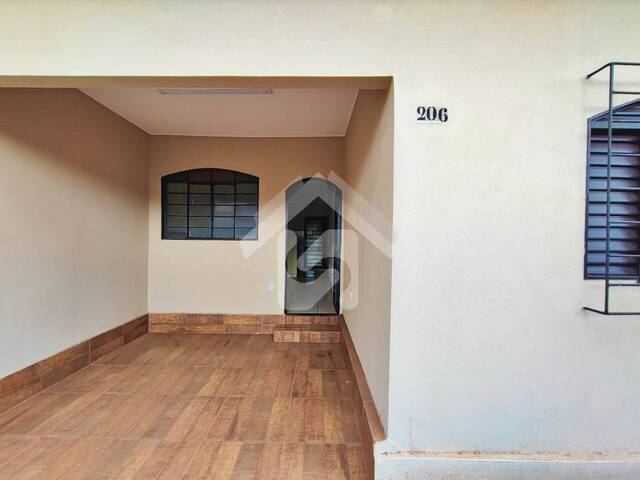 #8826 - Apartamento para Venda em Barretos - SP - 2