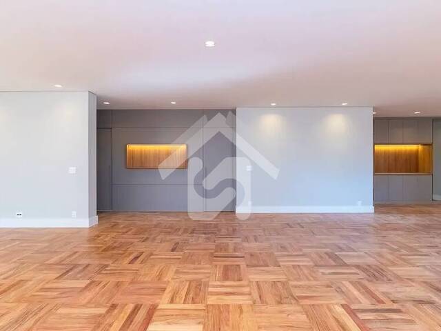 #8844 - Apartamento para Venda em São Paulo - SP - 1